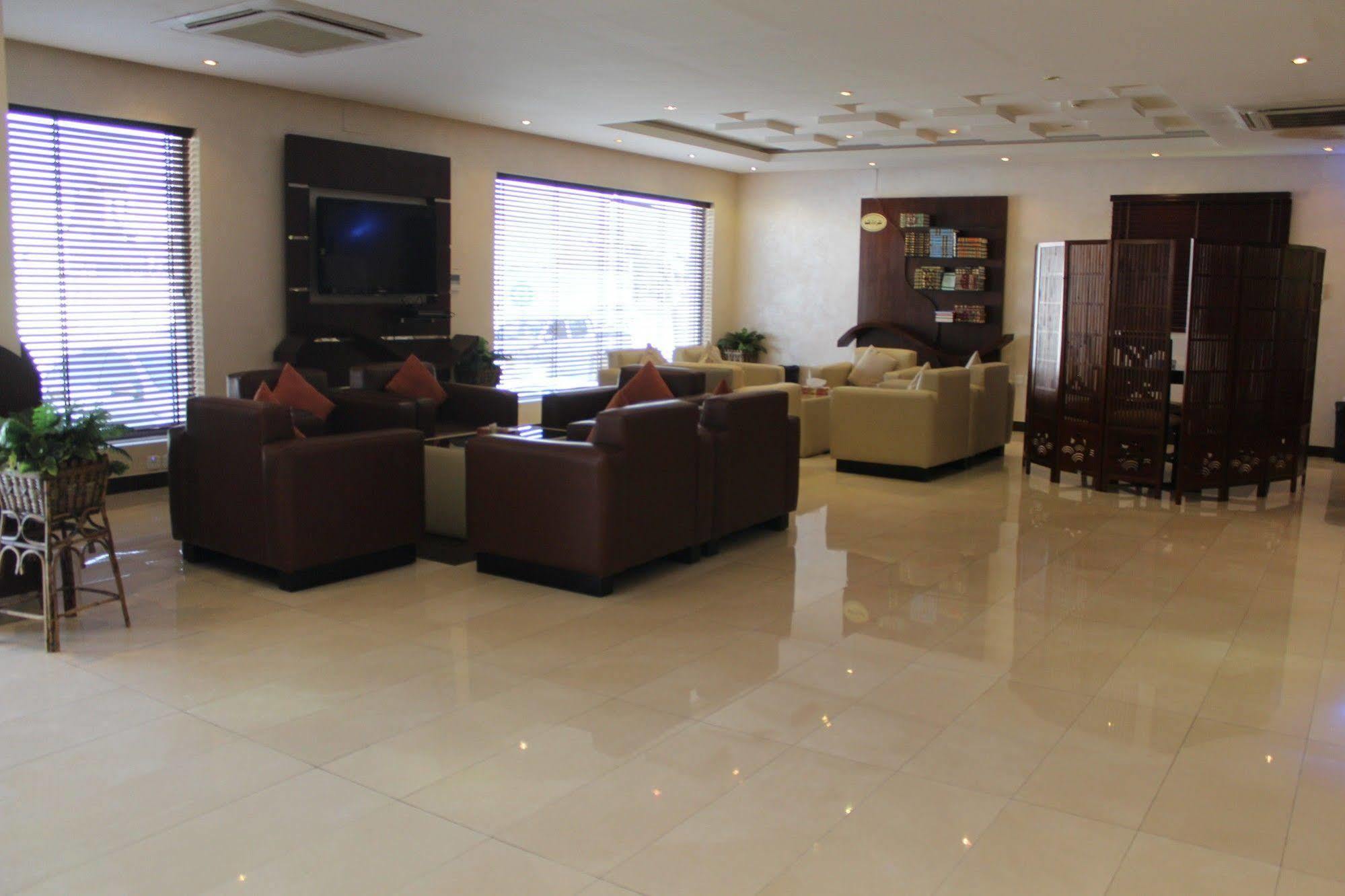 Merfal Hotel Apartments Al Taawan Riyad Extérieur photo